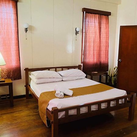 Casa Don Julian Guesthouse Bais Kültér fotó