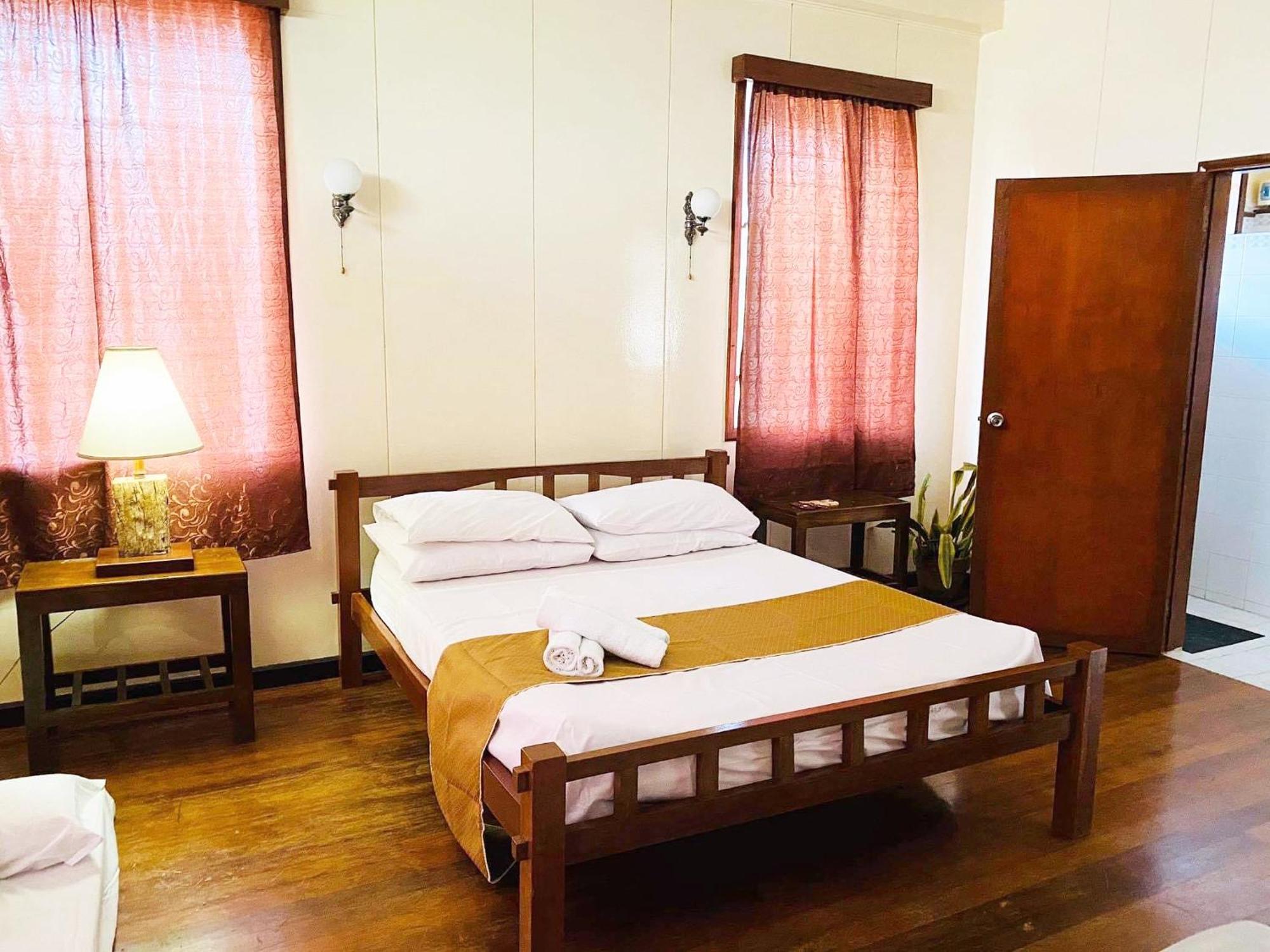 Casa Don Julian Guesthouse Bais Kültér fotó